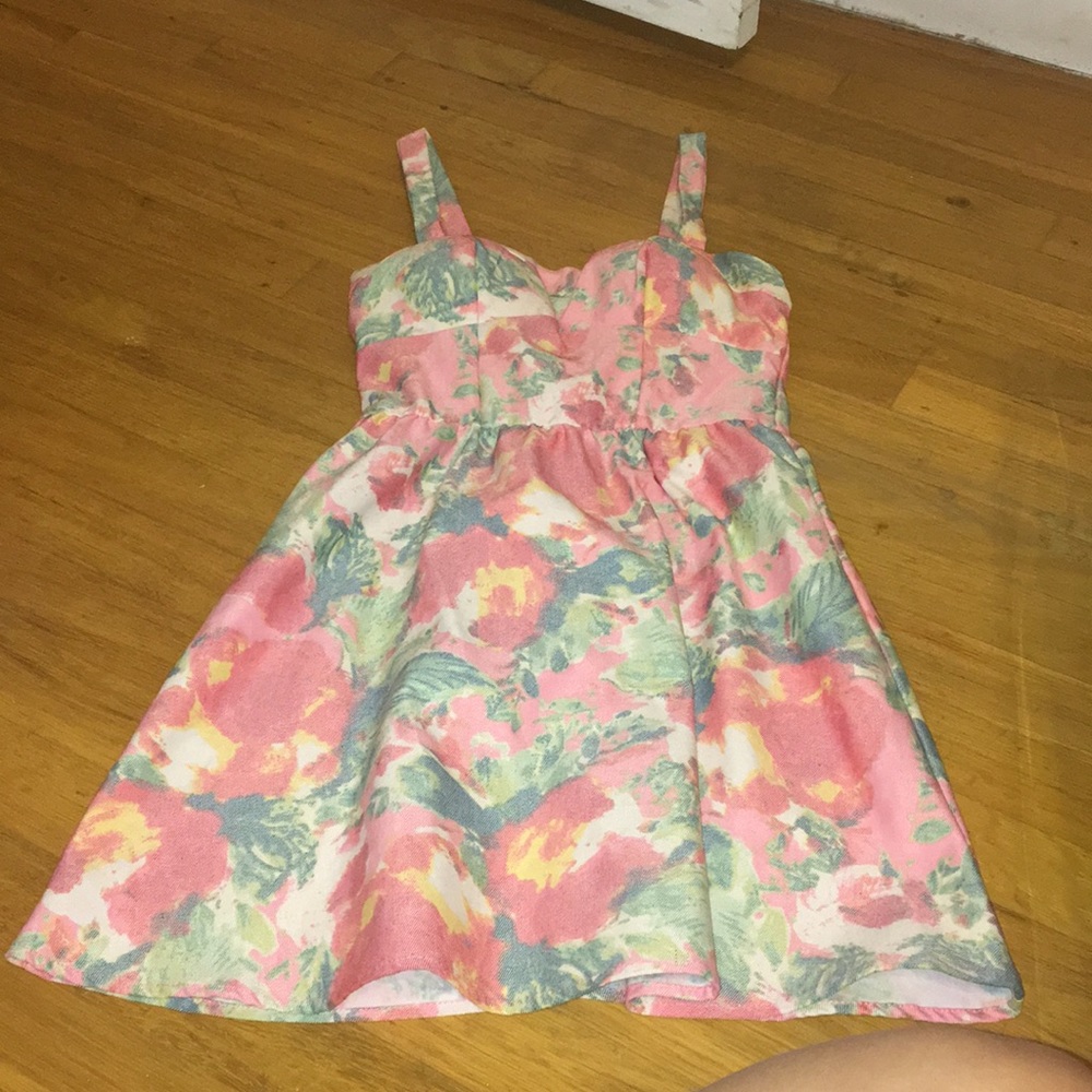 Size 3 floral dress